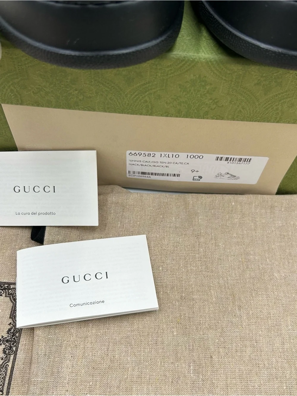 Gucci sleek black